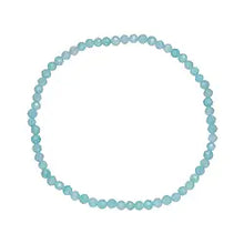 Laden Sie das Bild in den Galerie-Viewer, Amazonit Armband mit facettierten 3 mm Kugeln in natürlichen Türkis- und Grüntönen auf elastischem Schmuckband.
