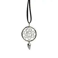 Laden Sie das Bild in den Galerie-Viewer, Dreamcatcher mit Bergkristall – Schutz &amp; Klarheit (3,5 cm)
