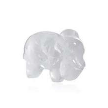 Laden Sie das Bild in den Galerie-Viewer, Elefant aus Selenit (weiß) – Licht, Klarheit &amp; innere Stärke
