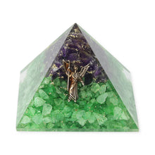 Laden Sie das Bild in den Galerie-Viewer, Orgonit-Pyramide mit Peridot Amethyst und Engel Raphael 7 cm
