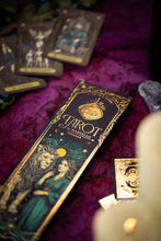 Laden Sie das Bild in den Galerie-Viewer, Sagrada Madre Tarot de Marsella – Räucherstäbchen Vanille &amp; Weihrauch mit 2 Tarotkarten
