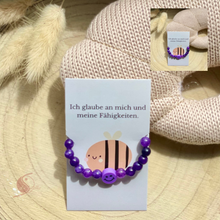 Laden Sie das Bild in den Galerie-Viewer, Mutmacher-Armband für Kinder, Amethyst Mini, "Ich glaube an mich"
