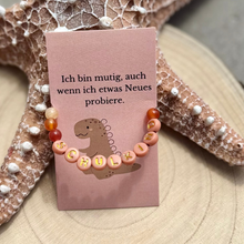 Laden Sie das Bild in den Galerie-Viewer, Mutmacher-Armband für Kinder, Carneol Mini, Schulkind, "Ich bin mutig"
