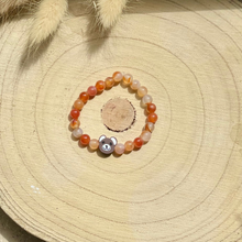 Laden Sie das Bild in den Galerie-Viewer, Mutmacher-Armband für Kinder Carneol Mini – Ich bin mutig
