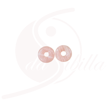 Laden Sie das Bild in den Galerie-Viewer, Rosenquarz Donut 30 mm – Selbstliebe &amp; Harmonie | Anhänger &amp; Blickfang
