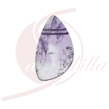 Laden Sie das Bild in den Galerie-Viewer, Freeform Amethyst A gebohrt 4 cm heller Halbedelstein Anhänger
