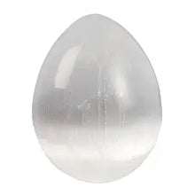 Laden Sie das Bild in den Galerie-Viewer, Selenit Ei weiß Fasergips ca 6 cm Halbedelstein Ruhe Klarheit Raumenergie

