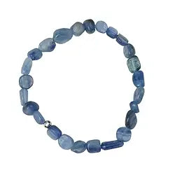 Mattes Armband aus blauem Disthen mit 6–8 mm Nuggets für Klarheit und innere Ausrichtung.