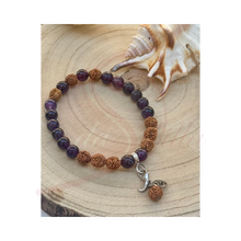 Laden Sie das Bild in den Galerie-Viewer, Mala Armband Amethyst – Innerer Friede &amp; Spiritualität
